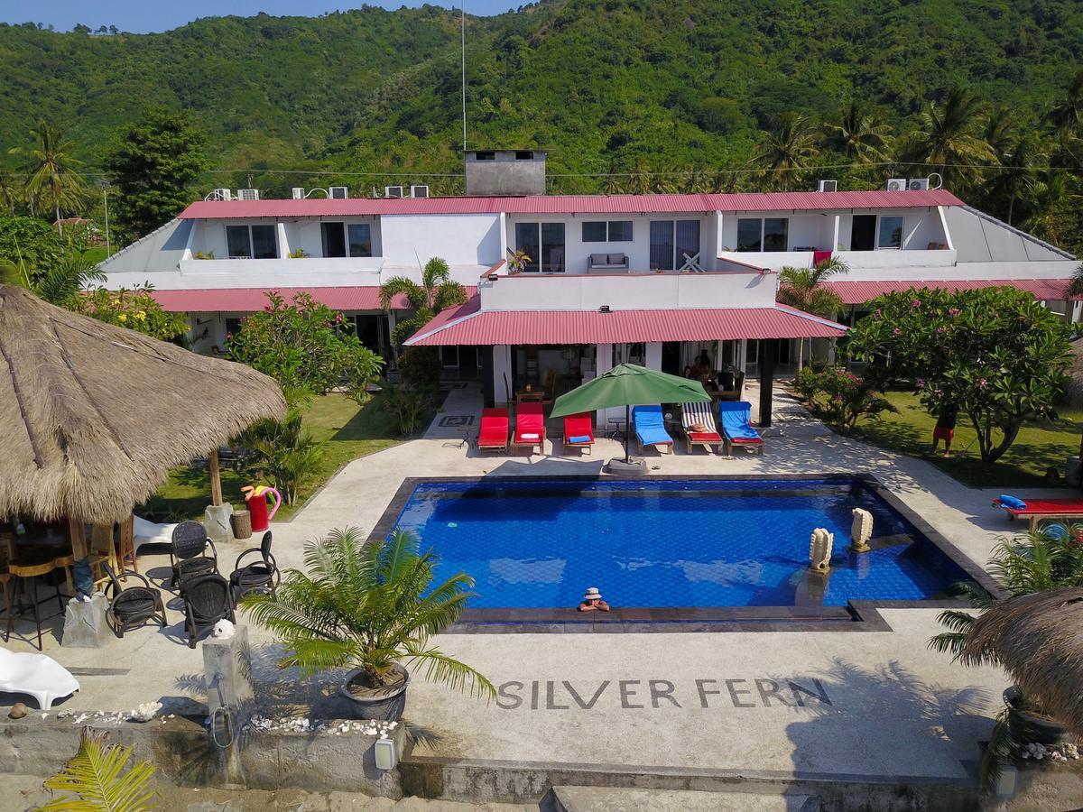 Silver Fern Beach Retreat Sekotong Extérieur photo