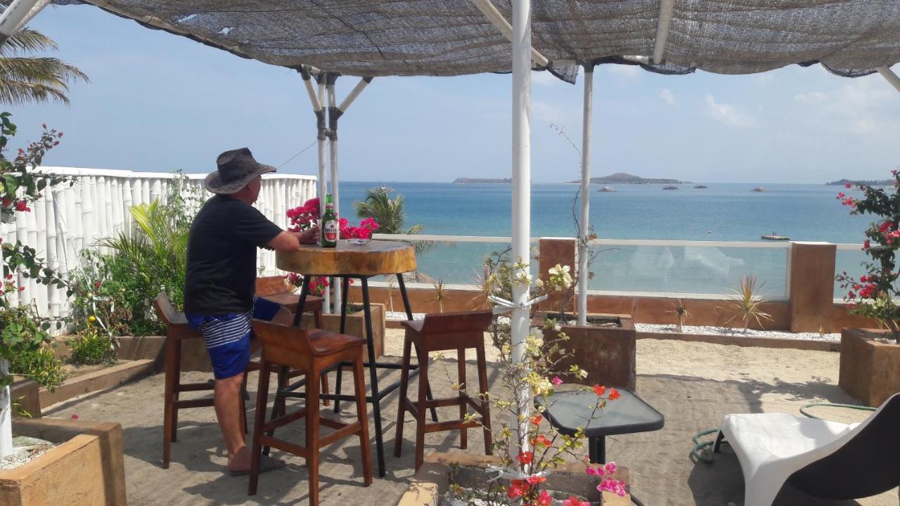 Silver Fern Beach Retreat Sekotong Extérieur photo